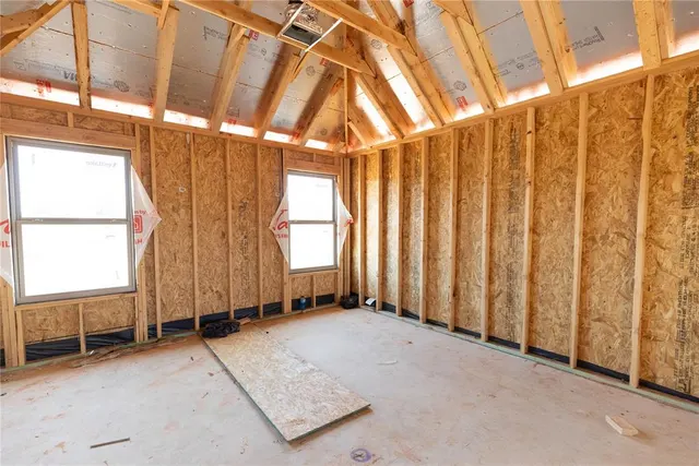 Photo 2 — 12505 SW 31st Street, Yukon, OK 73099