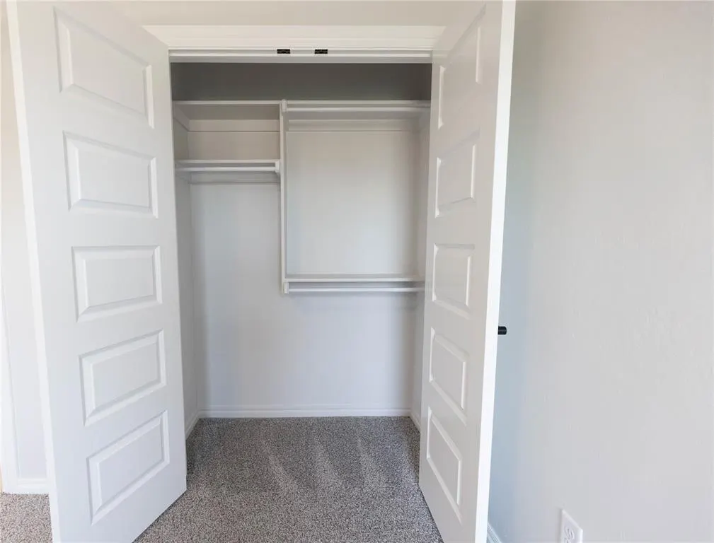 Photo 18 — 12505 SW 31st Street, Yukon, OK 73099