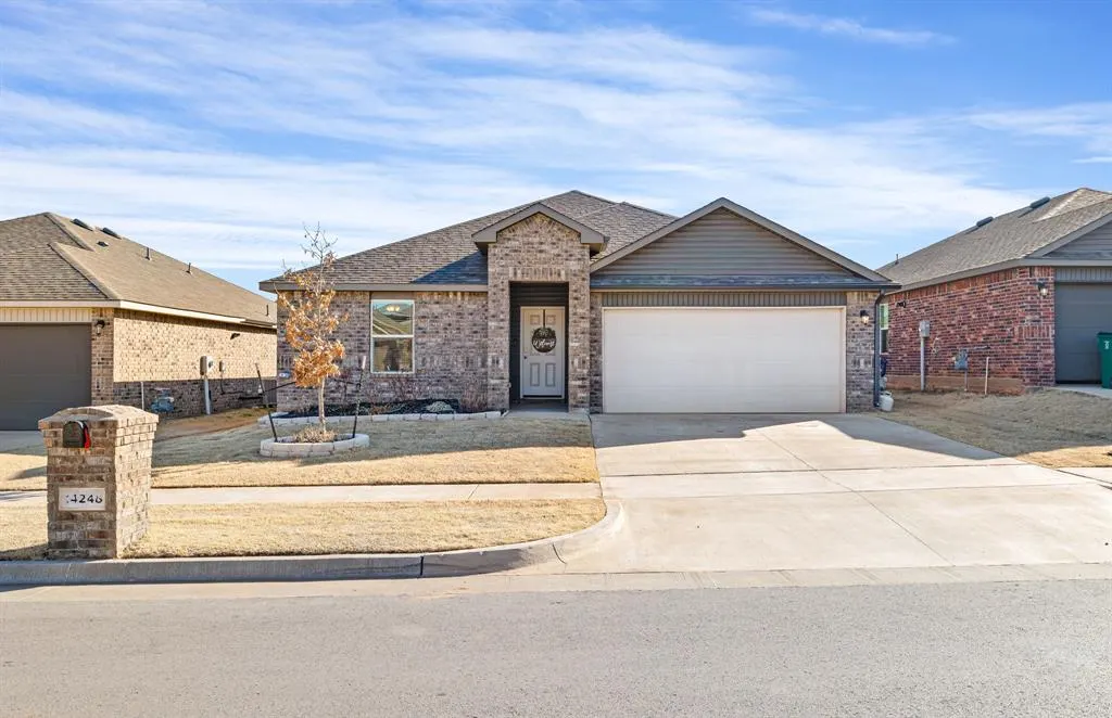 Front exterior — 14248 Babbling Brook Drive, Piedmont, OK 73078