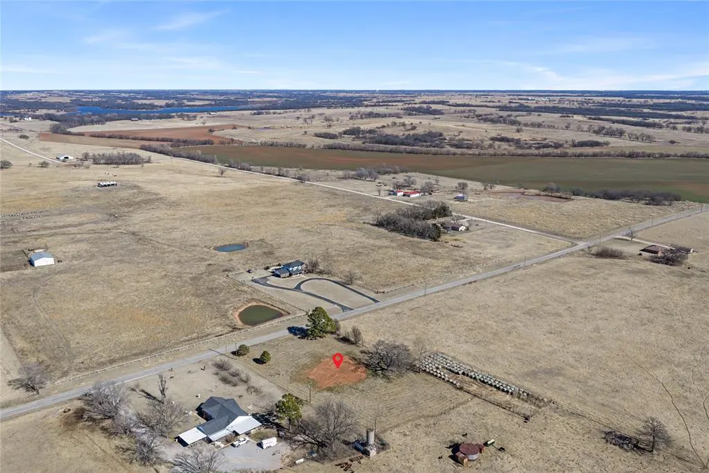 Photo 5 — 25820 E County Road 1500, Maysville, OK 73057