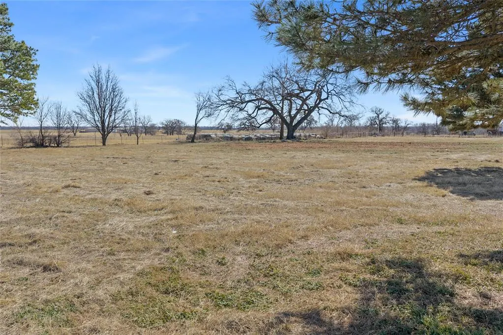 Photo 9 — 25820 E County Road 1500, Maysville, OK 73057