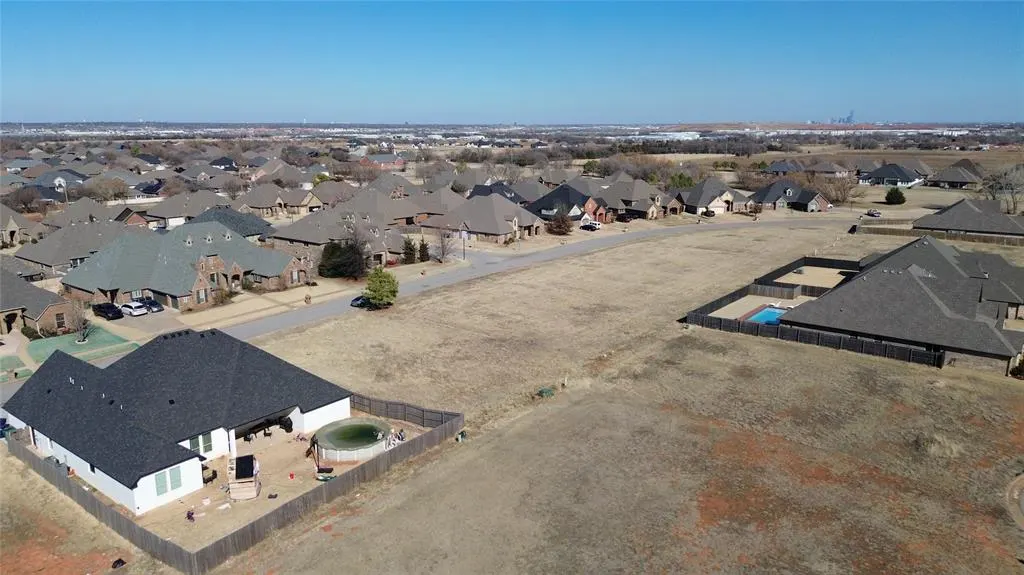 Photo 3 — 9204 SW 30th Street, Oklahoma City, OK 73179