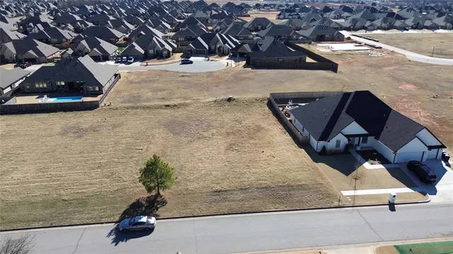 Photo 5 — 9204 SW 30th Street, Oklahoma City, OK 73179