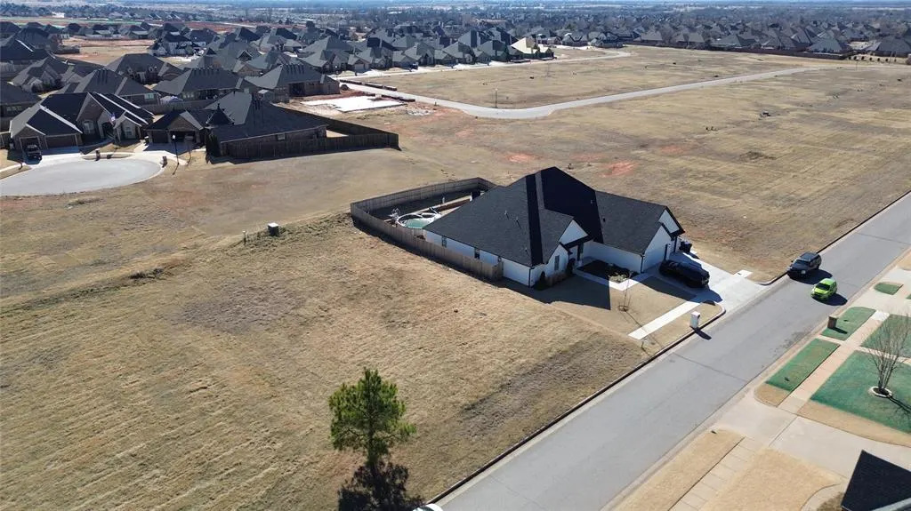 Photo 9 — 9204 SW 30th Street, Oklahoma City, OK 73179