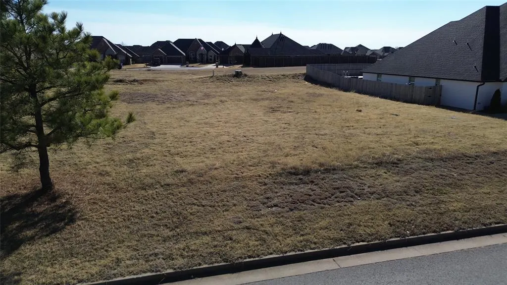 Photo 14 — 9204 SW 30th Street, Oklahoma City, OK 73179