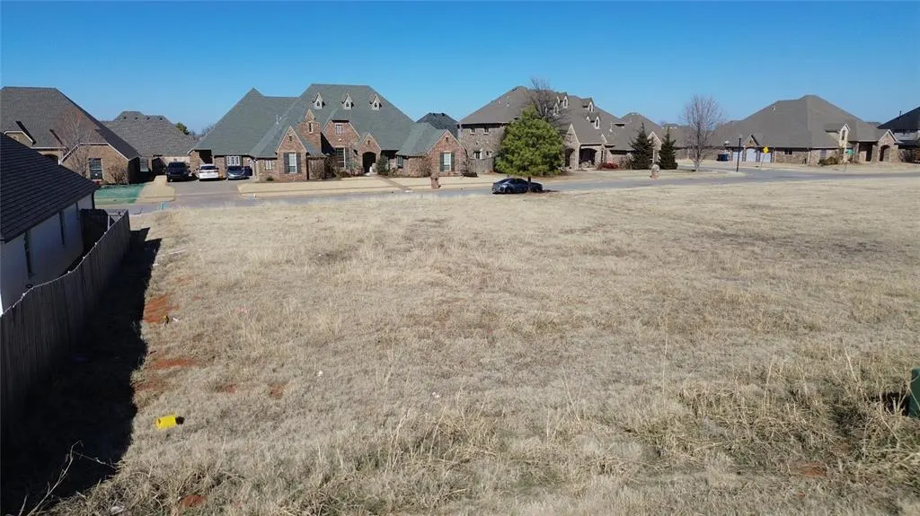 Photo 16 — 9204 SW 30th Street, Oklahoma City, OK 73179