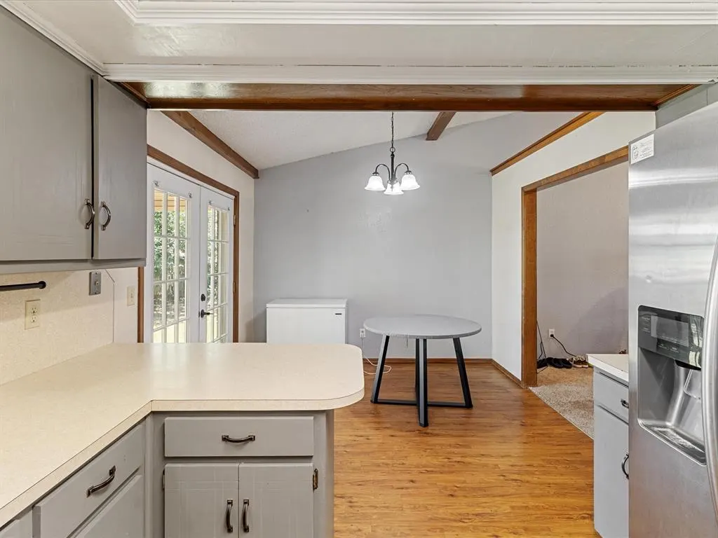 Photo 10 — 1717 Crest Circle, Oklahoma City, OK 73130