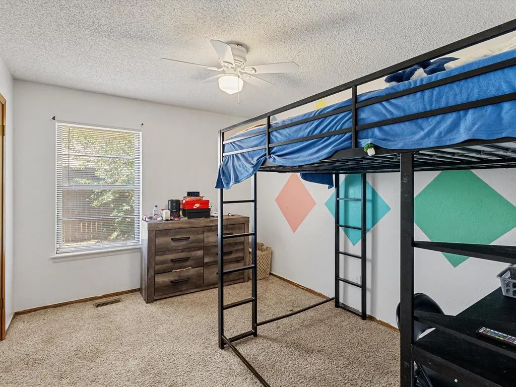 Photo 16 — 1717 Crest Circle, Oklahoma City, OK 73130