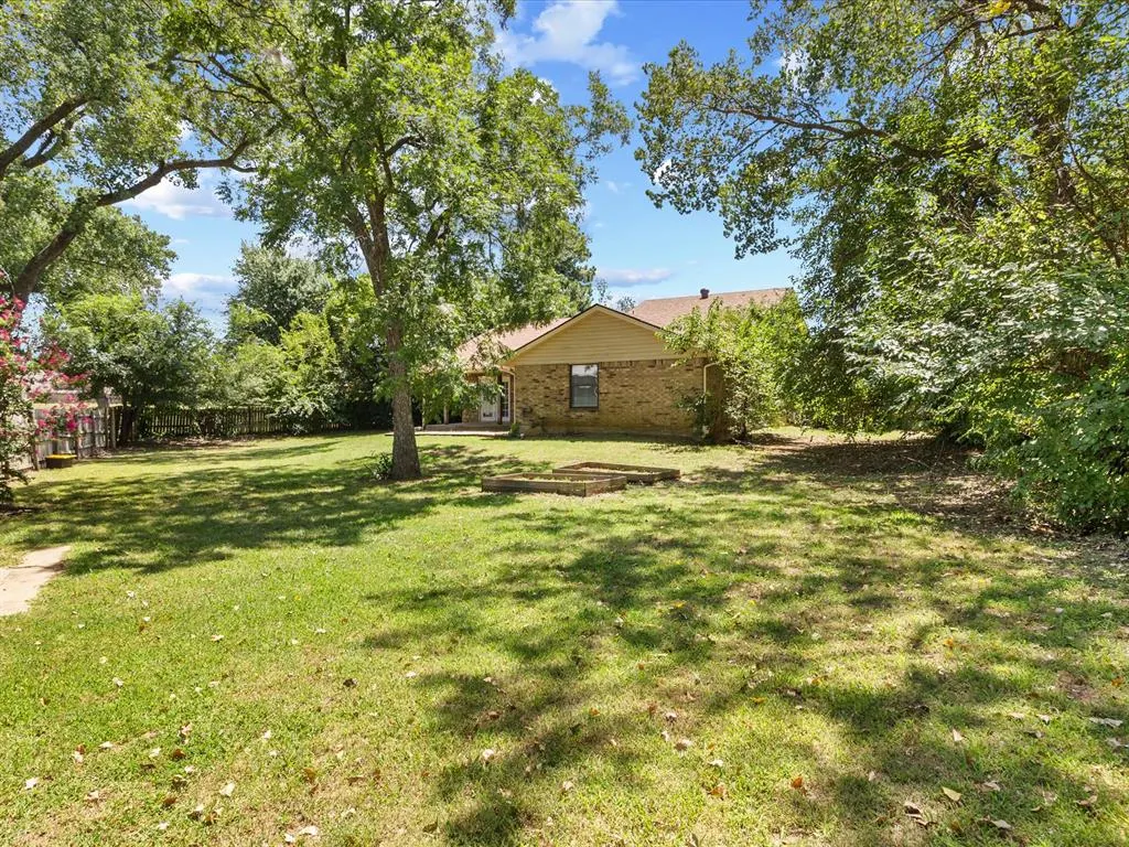 Photo 23 — 1717 Crest Circle, Oklahoma City, OK 73130