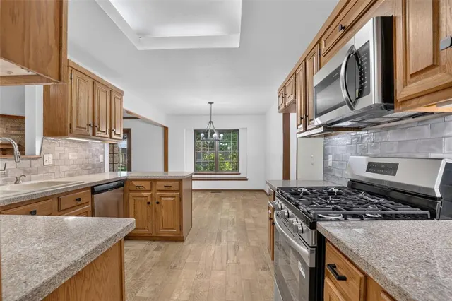 Photo 7 — 13309 Green Valley Drive, Oklahoma City, OK 73120