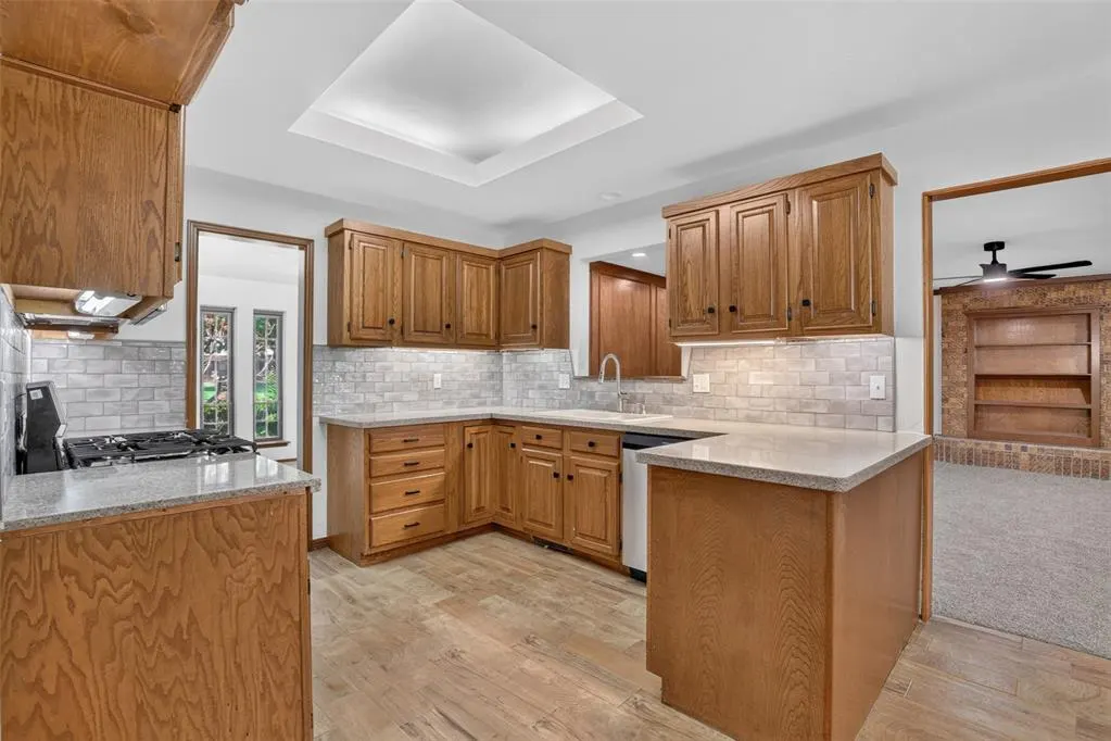 Photo 8 — 13309 Green Valley Drive, Oklahoma City, OK 73120