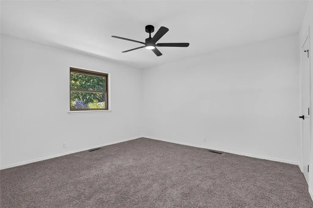 Photo 32 — 13309 Green Valley Drive, Oklahoma City, OK 73120