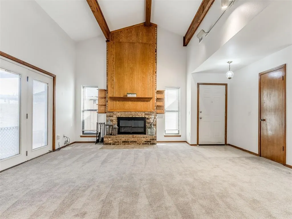 Photo 3 — 9322 S Hudson Avenue, Oklahoma City, OK 73139