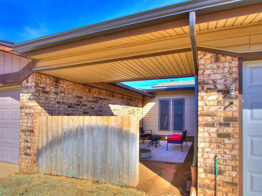 Photo 29 — 9322 S Hudson Avenue, Oklahoma City, OK 73139