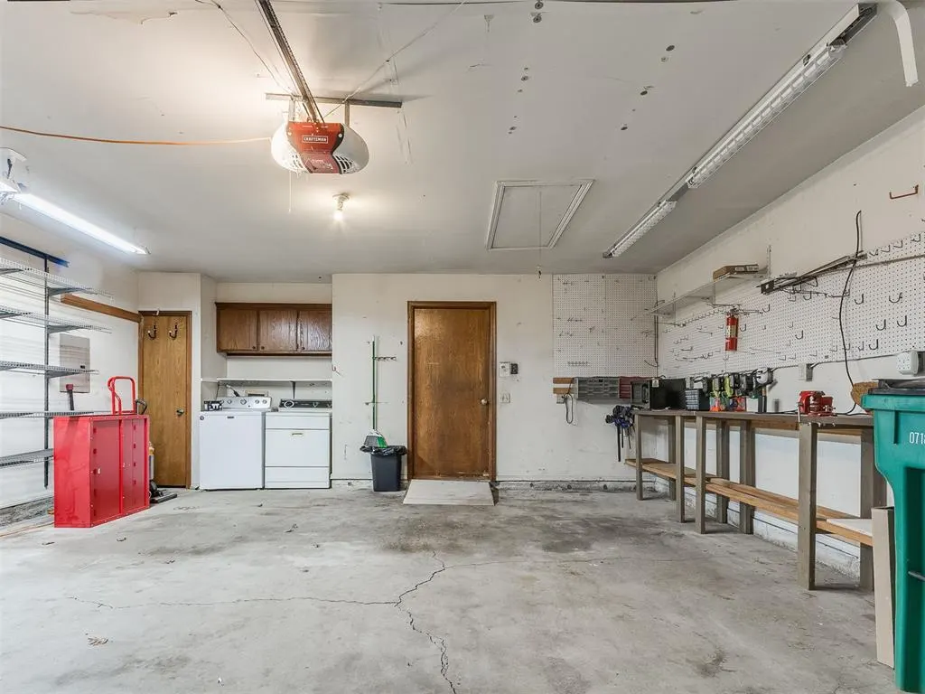 Photo 39 — 9322 S Hudson Avenue, Oklahoma City, OK 73139