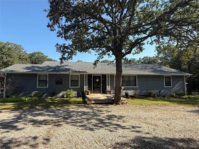 Front exterior — 161 Chadwick Lane, Ardmore, OK 73401