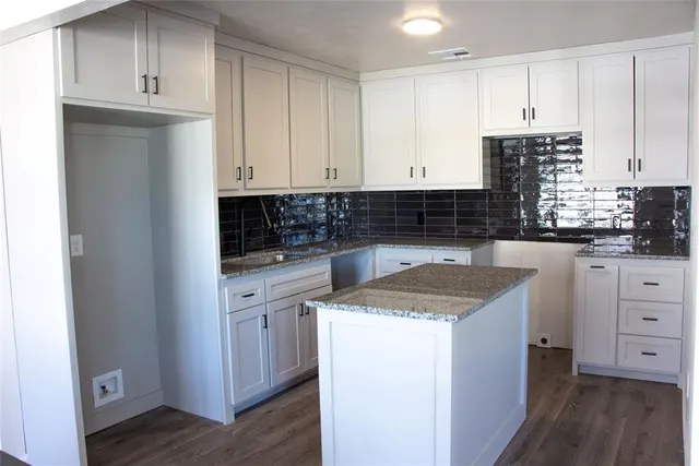 Photo 6 — 204 W Ercoupe Drive, Oklahoma City, OK 73110