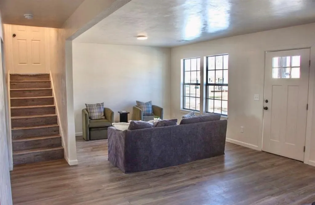 Photo 8 — 204 W Ercoupe Drive, Oklahoma City, OK 73110
