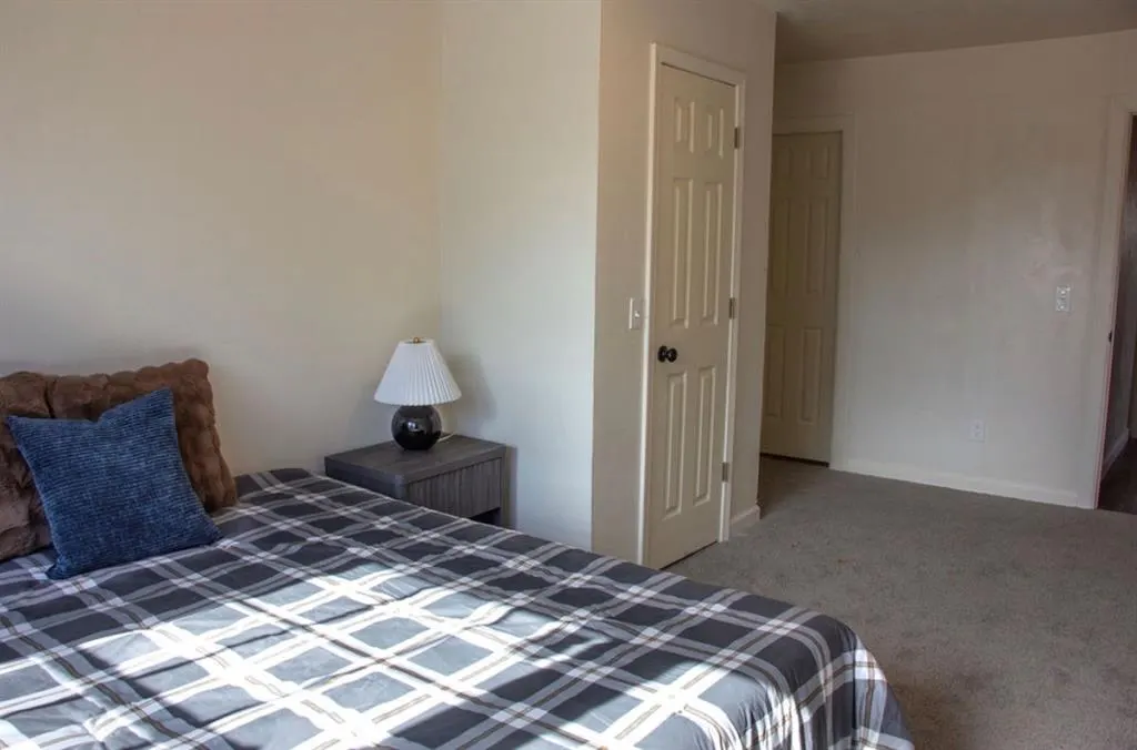 Photo 12 — 204 W Ercoupe Drive, Oklahoma City, OK 73110