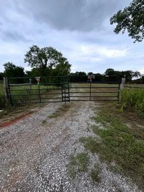 Photo 2 — 17934 Acorn Lane, Alex, OK 73002