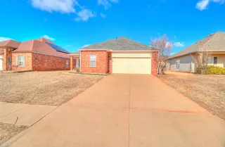 Sold home at 6005 SE 70th Street