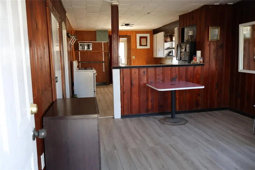 Photo 4 — 204 N Long Avenue, Wynnewood, OK 73098
