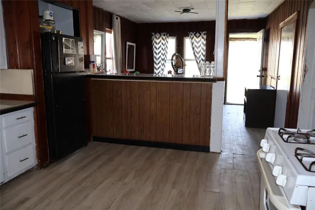 Photo 6 — 204 N Long Avenue, Wynnewood, OK 73098