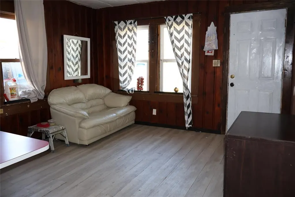 Photo 9 — 204 N Long Avenue, Wynnewood, OK 73098