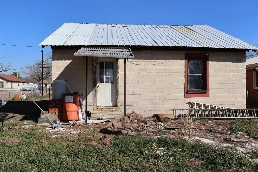 Photo 16 — 204 N Long Avenue, Wynnewood, OK 73098