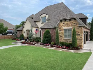 Sold home at 1401 Autumn Creek Drive