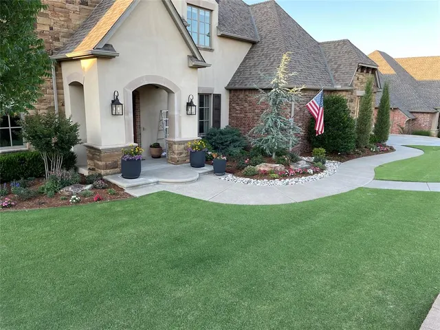 Photo 3 — 1401 Autumn Creek Drive, Edmond, OK 73003