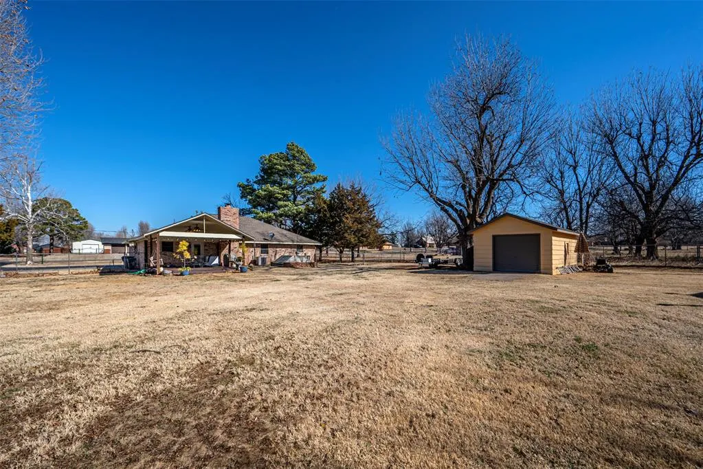 Photo 8 — 732 E Suera Terrace, Mustang, OK 73064