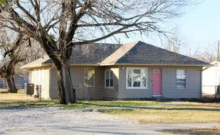 Sold home at 836 E Eufaula Street