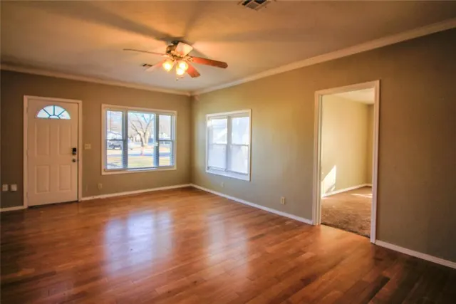 Photo 5 — 836 E Eufaula Street, Norman, OK 73071