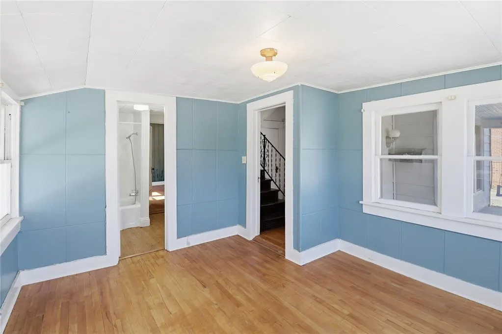 Photo 6 — 127 S Randlett Street, Hobart, OK 73651