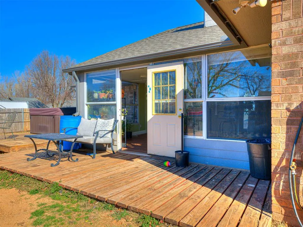 Photo 9 — 501 Gray Fox Run, Edmond, OK 73003