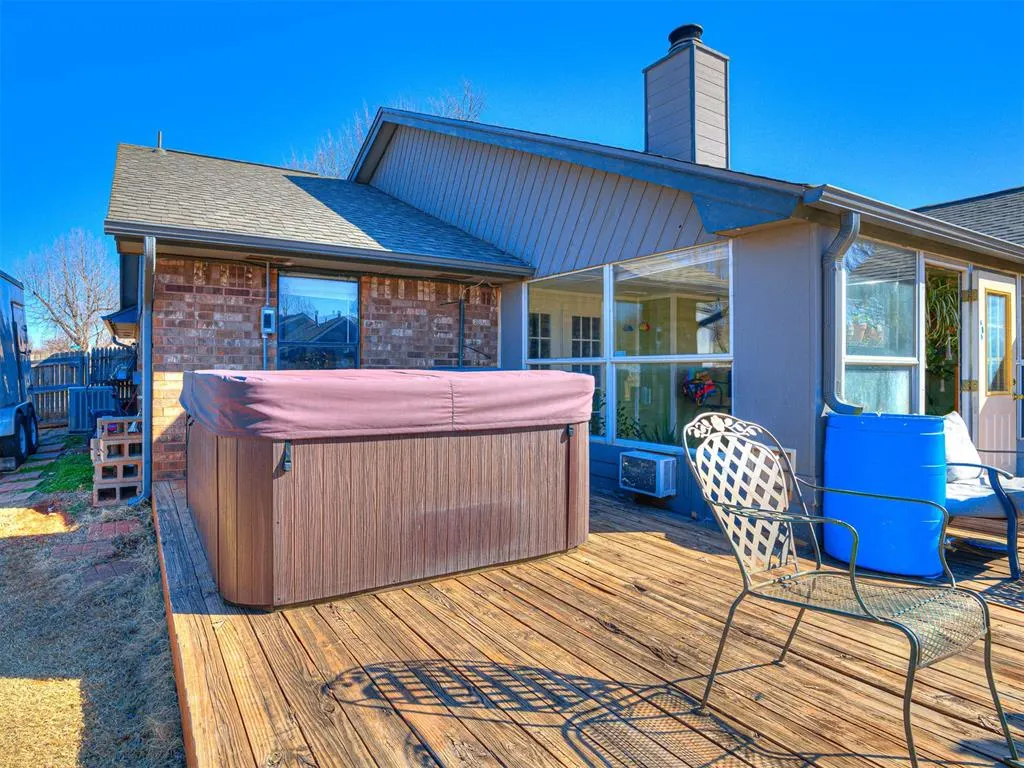 Photo 12 — 501 Gray Fox Run, Edmond, OK 73003