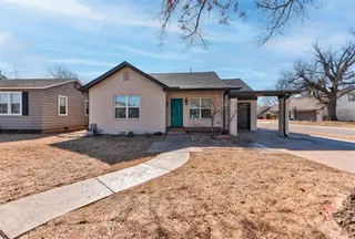 Sold home at 6814 NW 45th Street