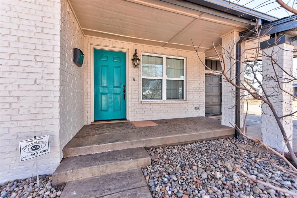 Photo 4 — 6814 NW 45th Street, Bethany, OK 73008