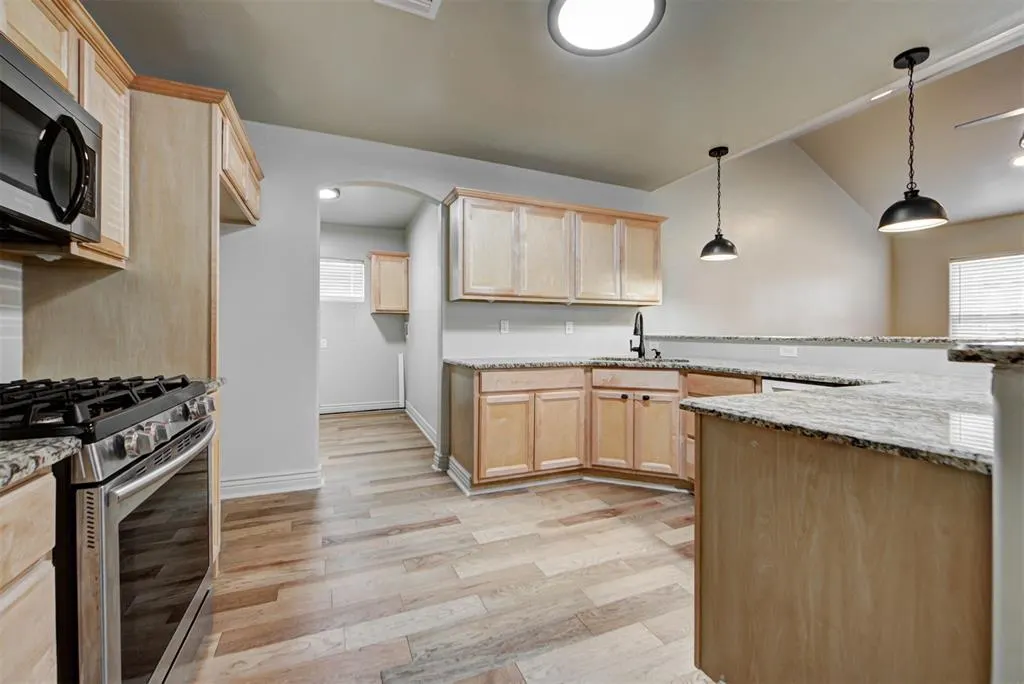 Photo 17 — 6814 NW 45th Street, Bethany, OK 73008