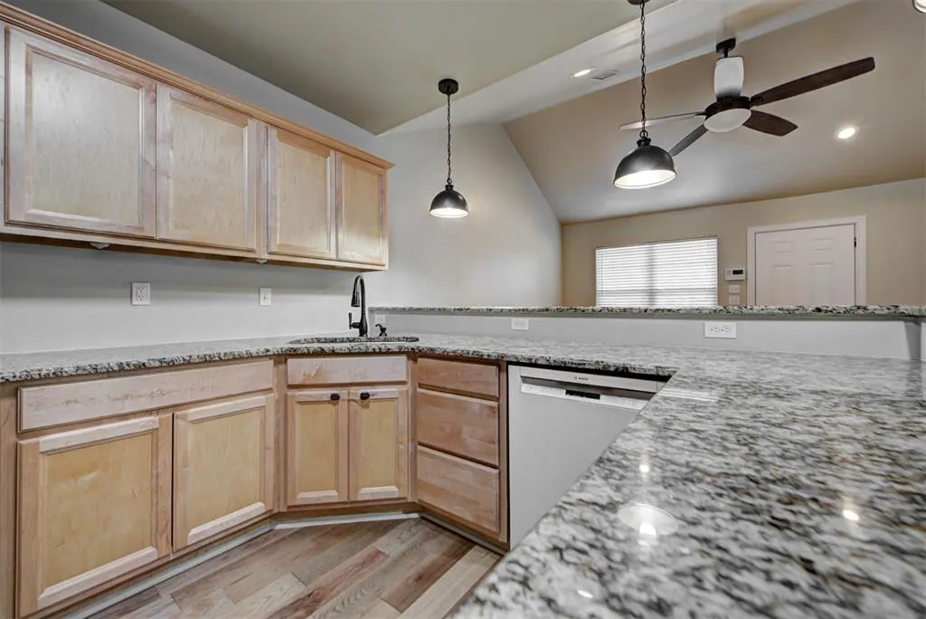 Photo 19 — 6814 NW 45th Street, Bethany, OK 73008