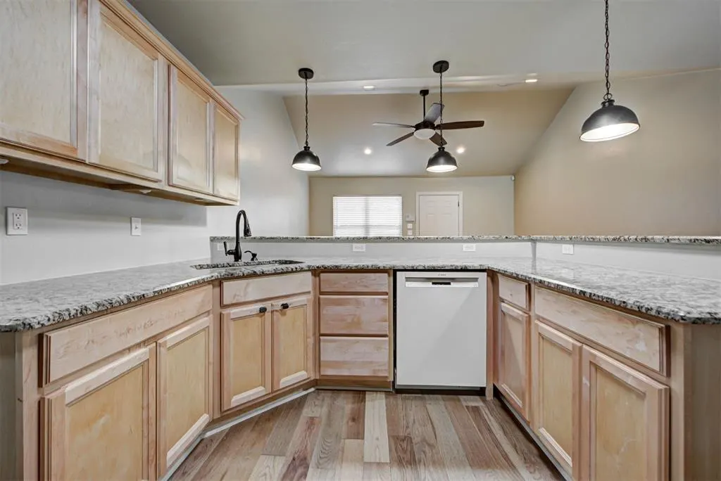 Photo 20 — 6814 NW 45th Street, Bethany, OK 73008