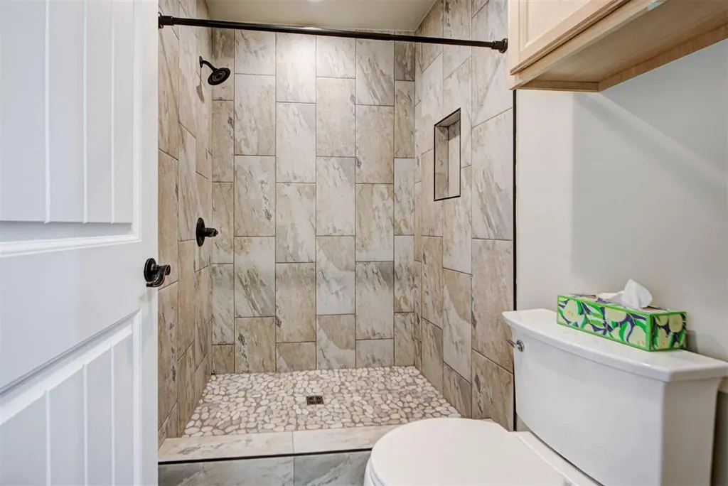 Photo 34 — 6814 NW 45th Street, Bethany, OK 73008