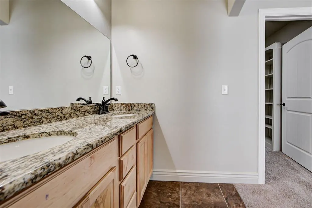 Photo 35 — 6814 NW 45th Street, Bethany, OK 73008
