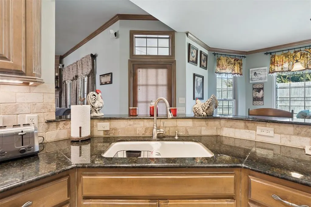 Photo 15 — 1625 Deer Park Drive, Edmond, OK 73003