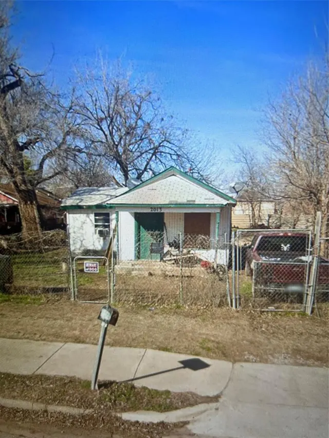 Front exterior — 2013 SW 14th Street, Oklahoma City, OK 73108