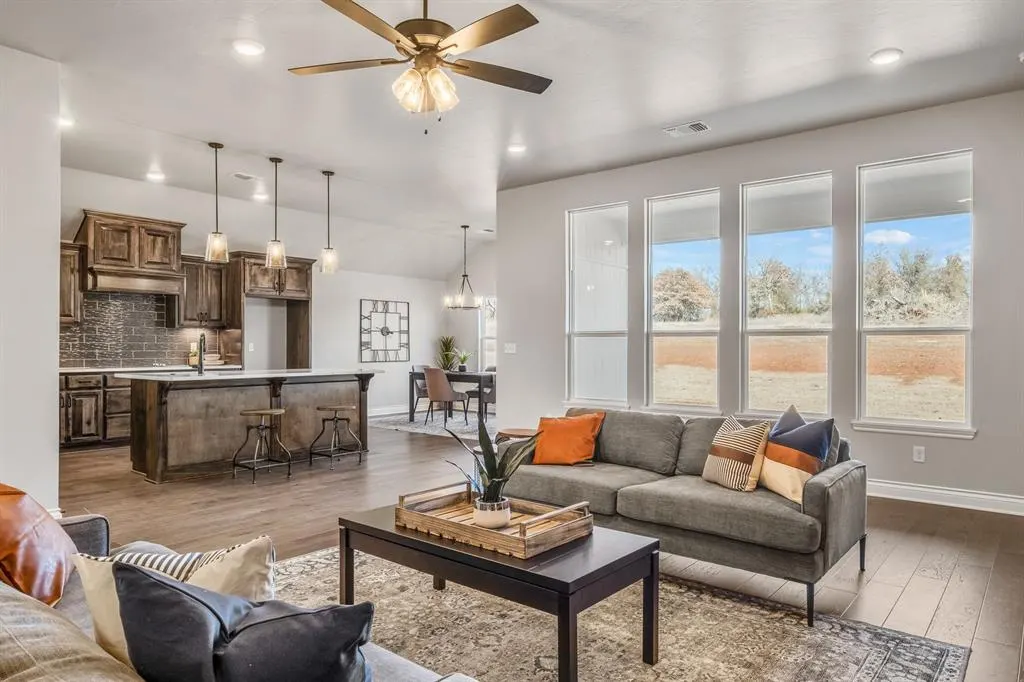 Photo 9 — 17427 240th Street, Washington, OK 73093