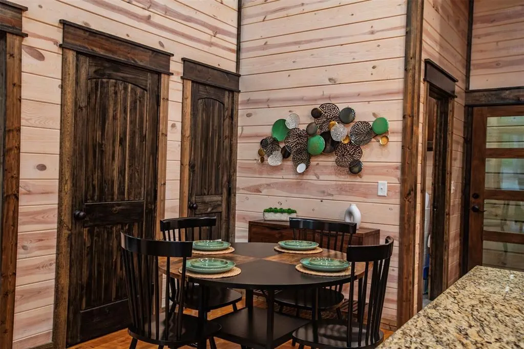 Photo 8 — 18 Western Fir Lane, Broken Bow, OK 74728