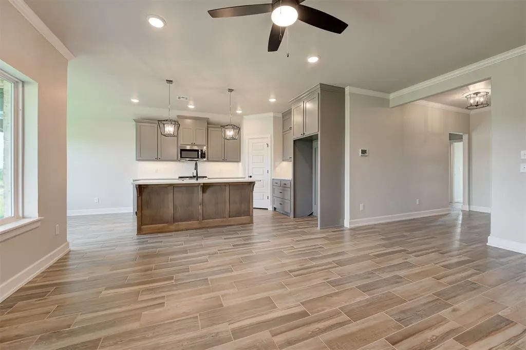 Photo 8 — 4817 Sand Lily Lane, Edmond, OK 73034