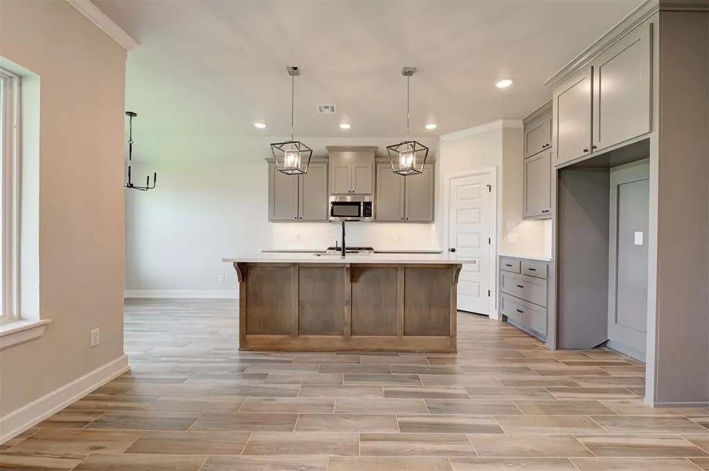 Photo 10 — 4817 Sand Lily Lane, Edmond, OK 73034